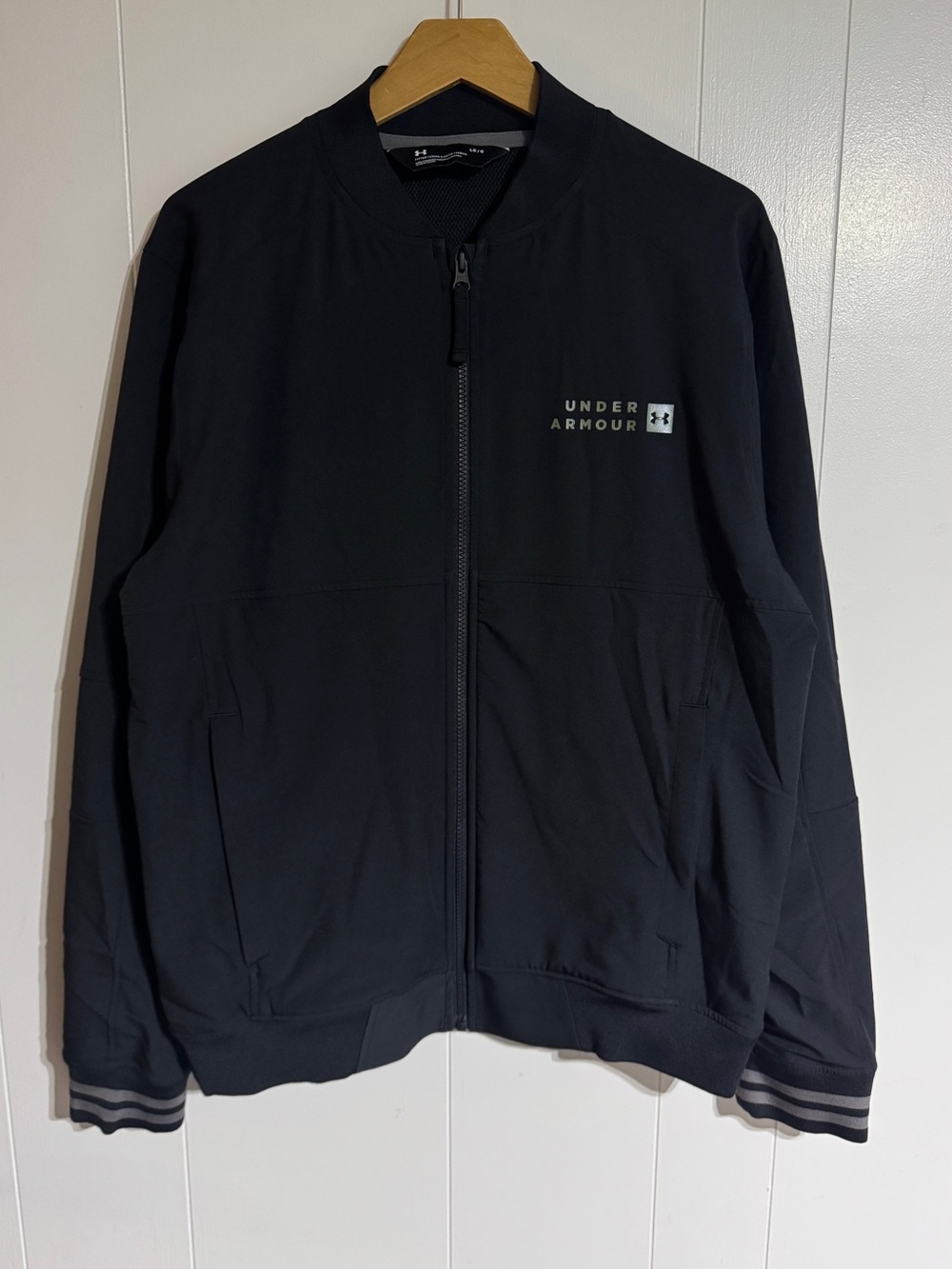 Under Armour Bomber Jacket Full Zip Unstoppable Storm Mens Large Black UA Logo